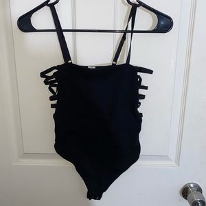 Forever 21 black side sliced bodysuit